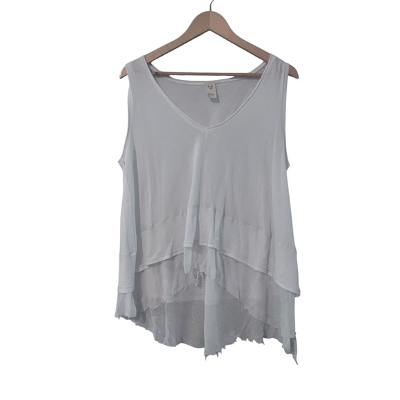 NWOT We The Free Women's White Sleeveless Top Size XS - Picture 1 of 3